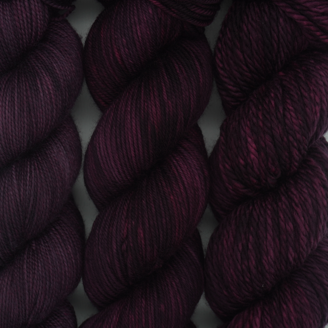 Lenore: Close-up, middle